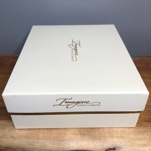 ❤️ Imagine Vince Camuto ❤️ Devin Satin Sandal - Picture 7 of 8